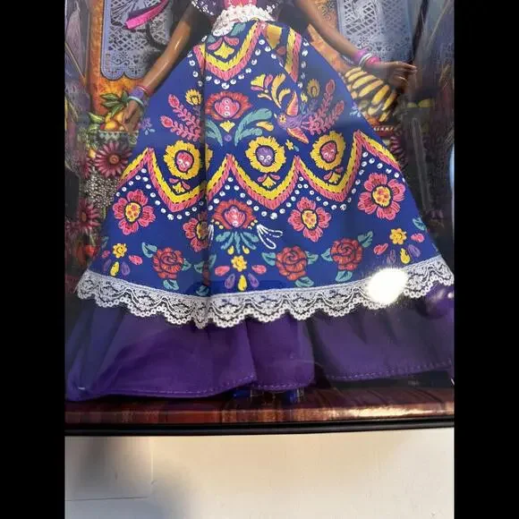 Barbie Dia De Los Muertos 2022 Day of The Dead Doll Calavera Face Collectible - Picture 4 of 9